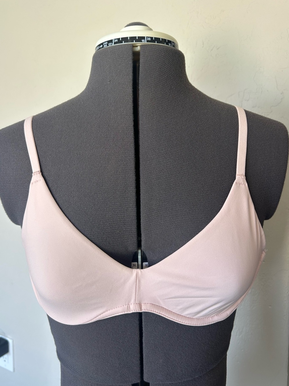 Inlyric light pink smooth demi-cup bra 34A (1905)